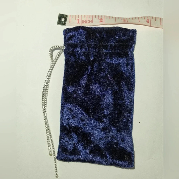Navy  blue velour pouch - Picture 3 of 4